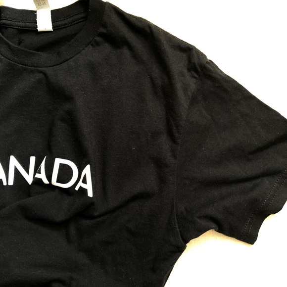 Peloton Canada Tee - Picture 3 of 3